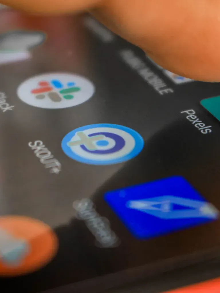 Why Should Companies Keep Corporate Mobile Devices Updated?